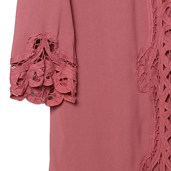 Entro Dress Women's Small Polyester 3/4‎  Sleeve Lace Accent Keyhole Flowy Red - Picture 6 of 16